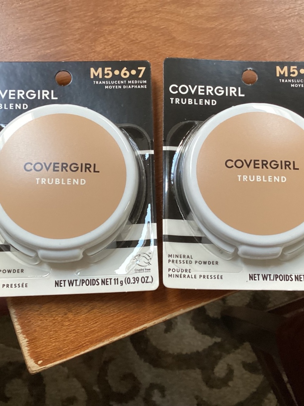 Covergirl TruBlend Mineral Pressed Powder Bundle New M5-6-7 Translucent Medium - Picture 3 of 10